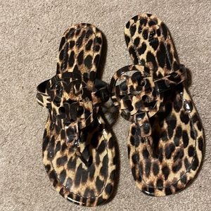 Tory Burch Leopard Millers Thong Sandals size 7.5